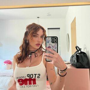Olivia OBrien photo 85