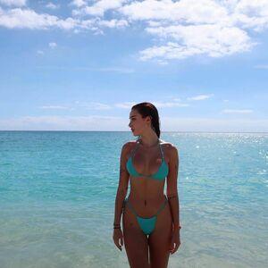Olivia OBrien photo 102