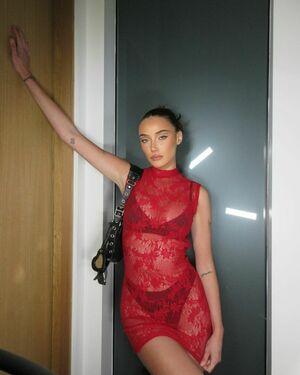Olivia OBrien photo 131