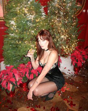 Olivia OBrien photo 138