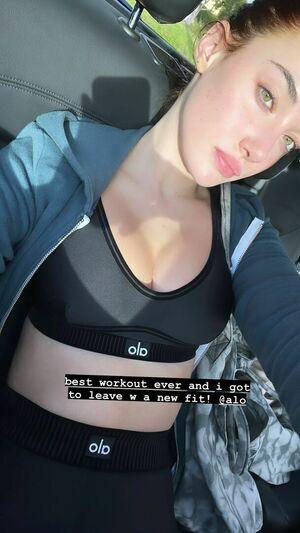 Olivia OBrien photo 158