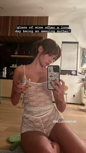 Olivia OBrien photo 199