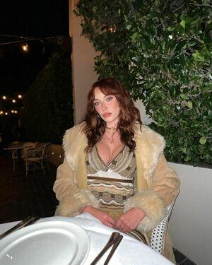 Olivia OBrien photo 260