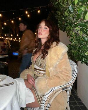 Olivia OBrien photo 261