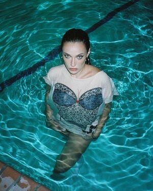 Olivia OBrien photo 280