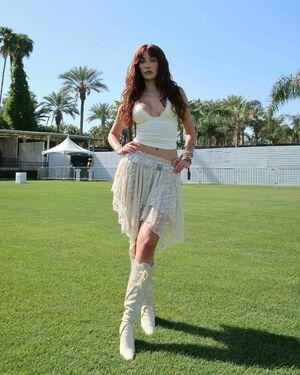 Olivia OBrien photo 286