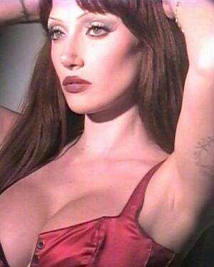 Olivia OBrien photo 333