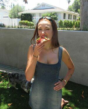 Olivia OBrien photo 386