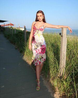 Olivia OBrien photo 393