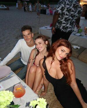 Olivia OBrien photo 394