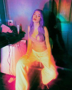 Olivia OBrien photo 404