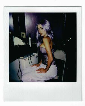 Olivia OBrien photo 406