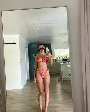 Olivia OBrien photo 436