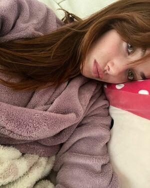 Olivia OBrien photo 438