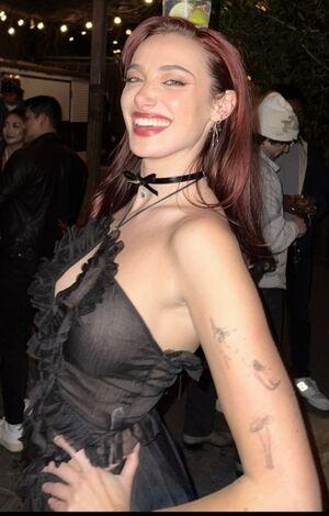 Olivia OBrien photo 520