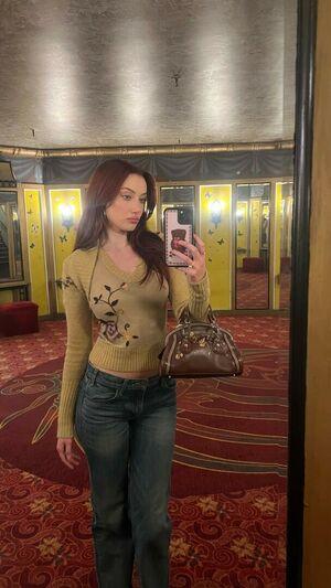 Olivia OBrien photo 542