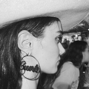 Olivia OBrien photo 581