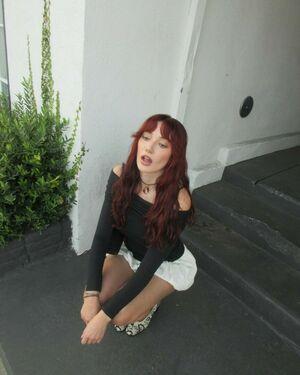 Olivia OBrien photo 596