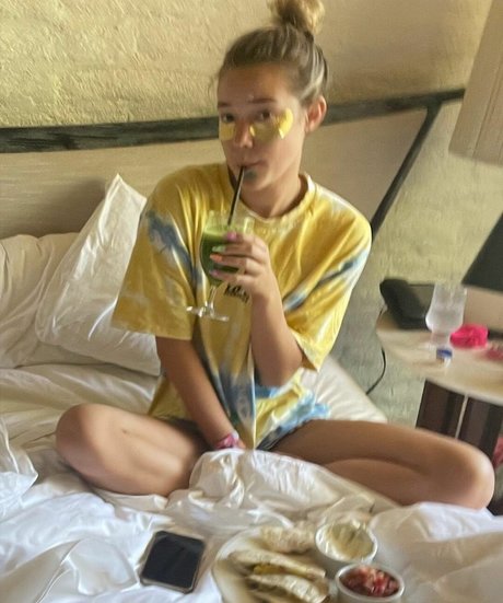 Olivia Ponton photo 152