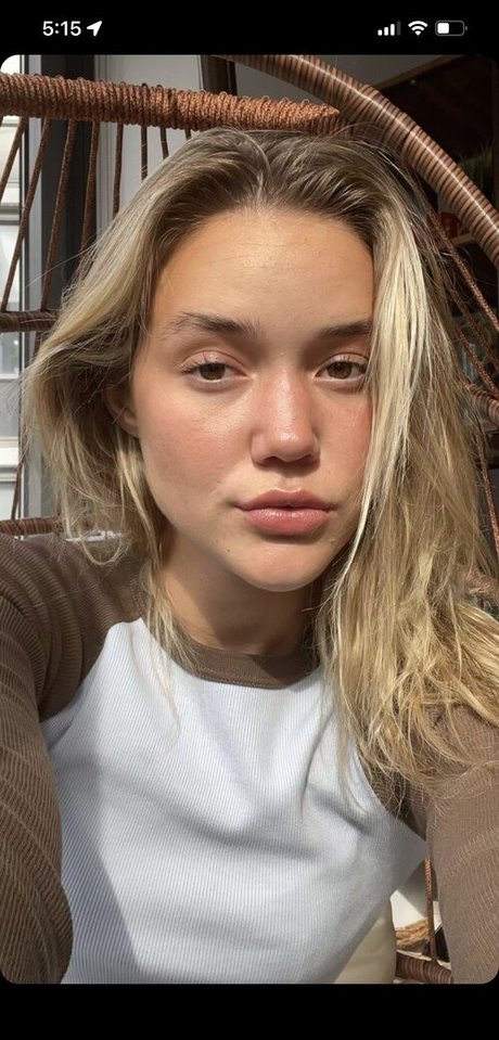 Olivia Ponton photo 189