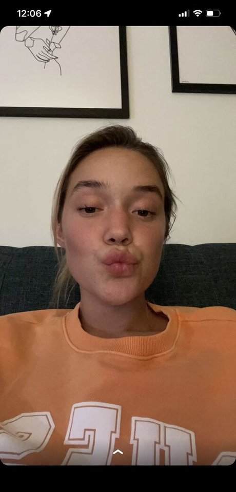 Olivia Ponton photo 190