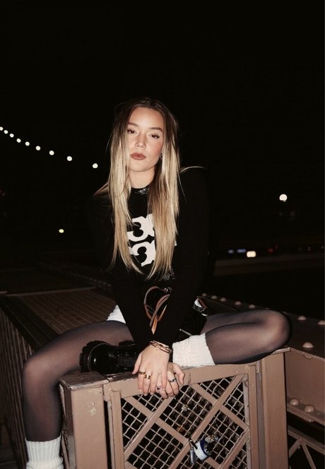 Olivia Ponton photo 299