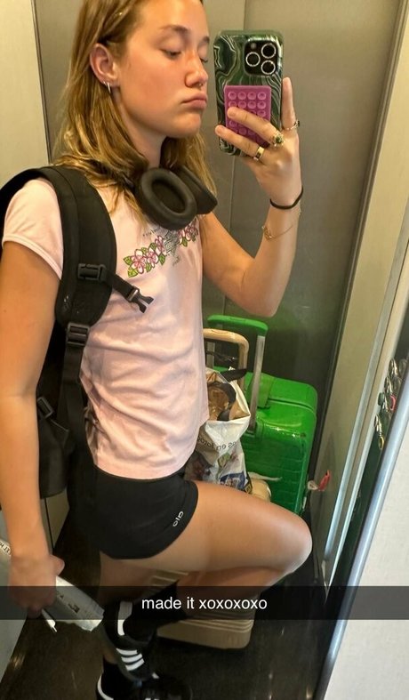 Olivia Ponton photo 528