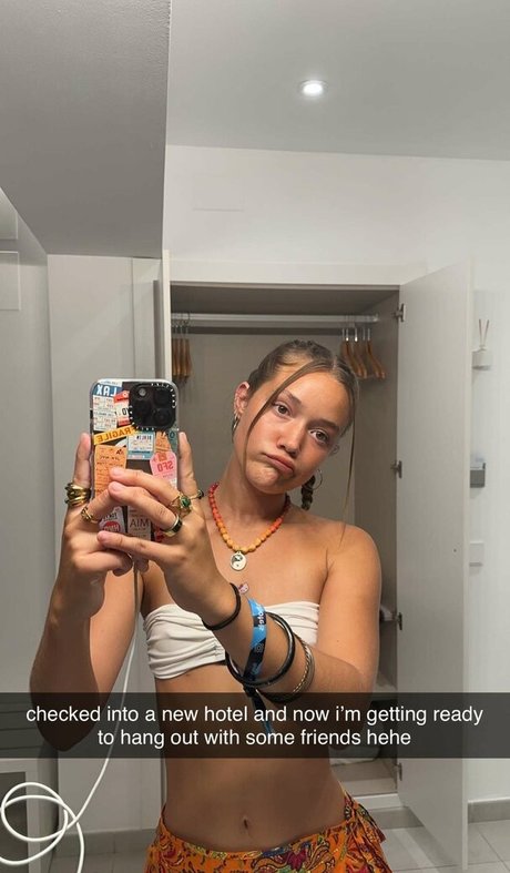 Olivia Ponton photo 647