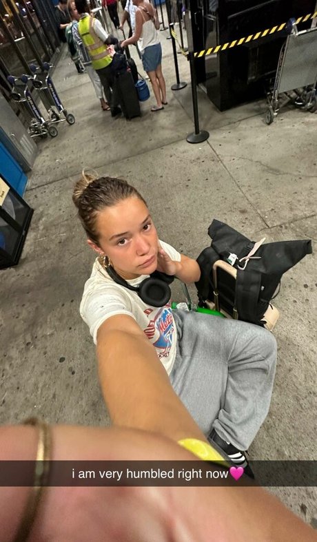 Olivia Ponton photo 667