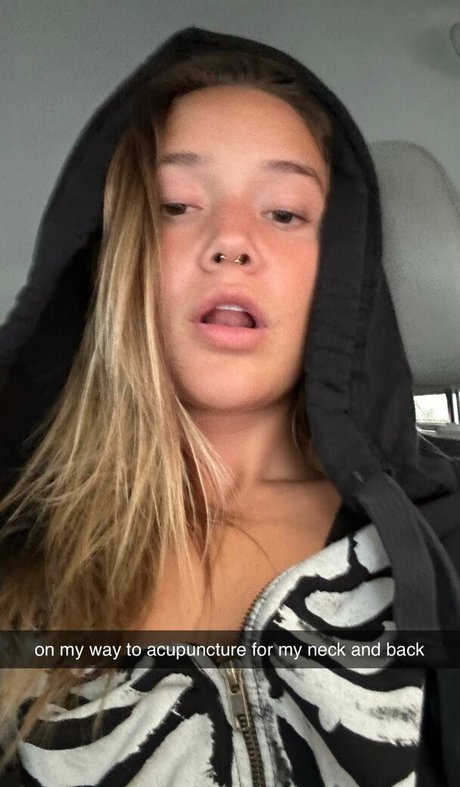 Olivia Ponton photo 682