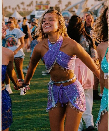 Olivia Ponton photo 687