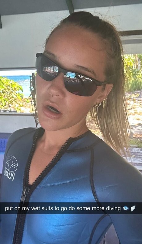 Olivia Ponton photo 730