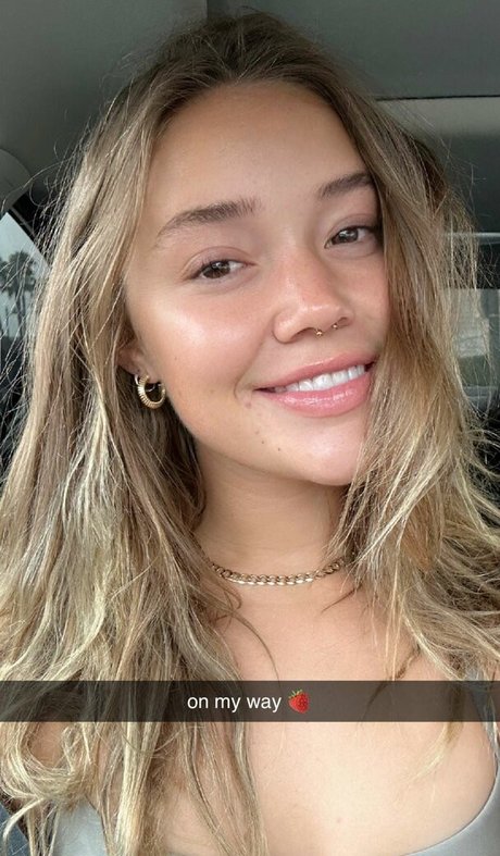 Olivia Ponton photo 772