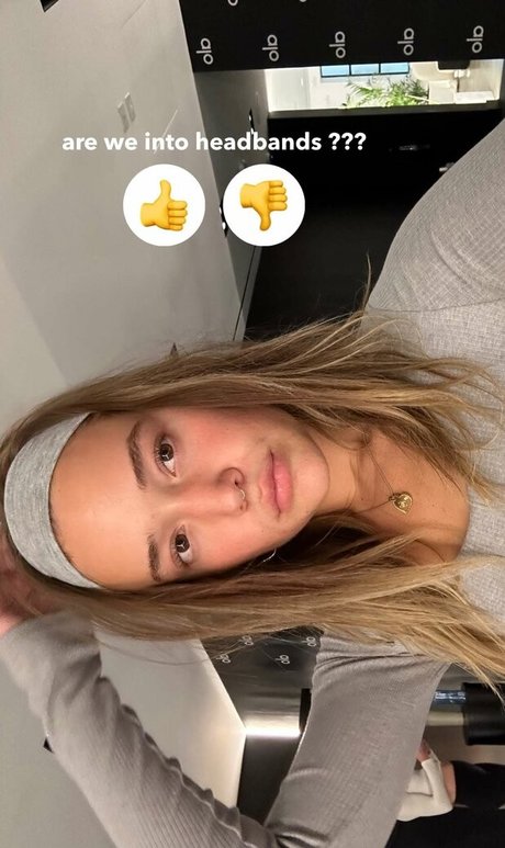 Olivia Ponton photo 843