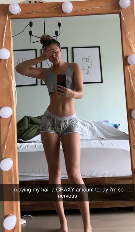 Olivia Ponton photo 877