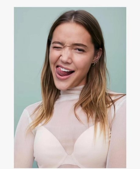 Olivia Ponton photo 912