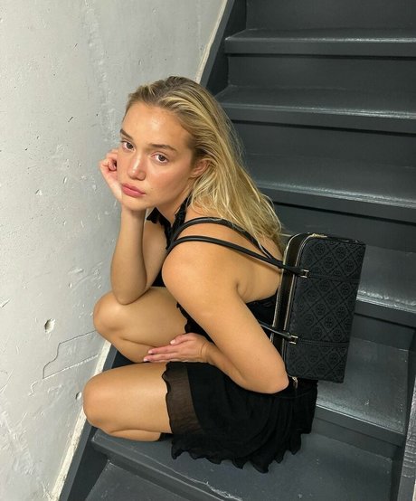 Olivia Ponton photo 922