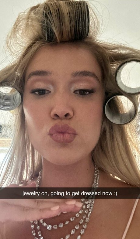 Olivia Ponton photo 939