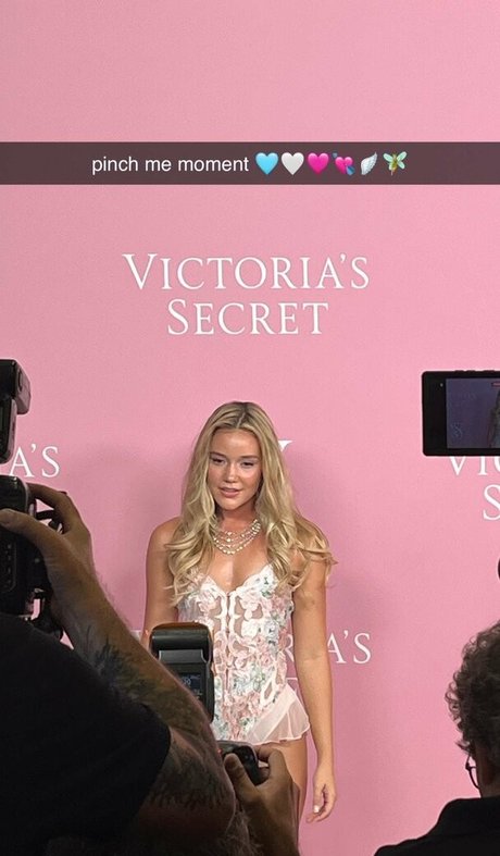 Olivia Ponton photo 956