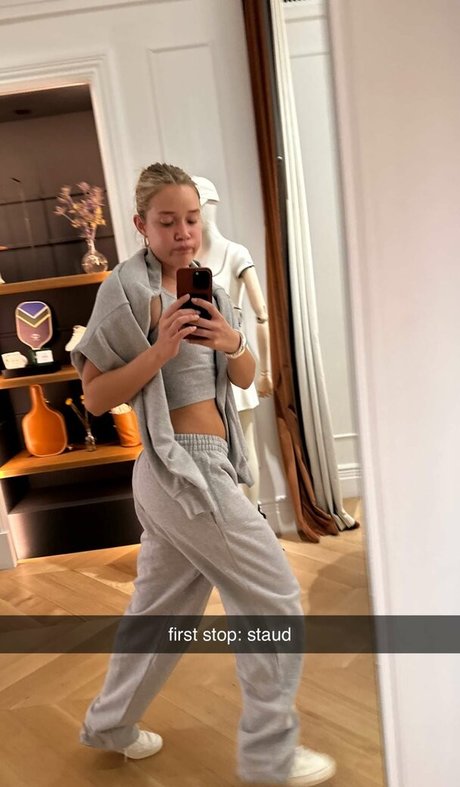 Olivia Ponton photo 958