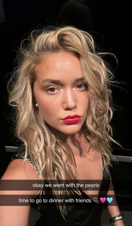 Olivia Ponton photo 973