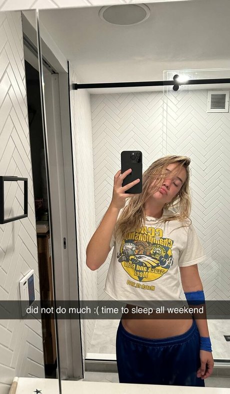 Olivia Ponton photo 980