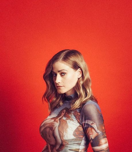 Olivia Taylor Dudley photo 72