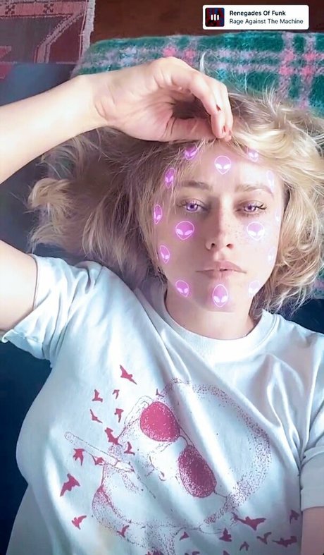 Olivia Taylor Dudley photo 90