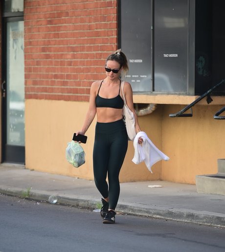 Olivia Wilde photo 326