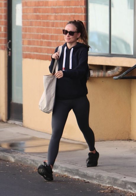 Olivia Wilde photo 436