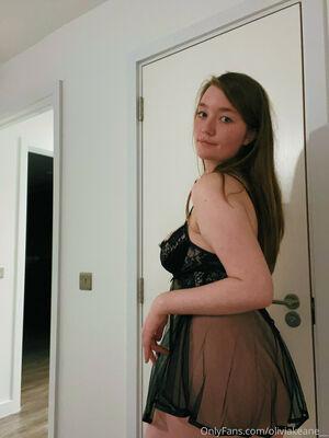 oliviakeane__ photo 33