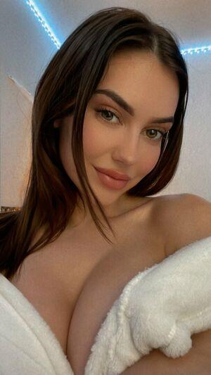 OliviaMaeBae photo 25