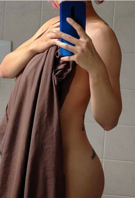 Olly Esse photo 4