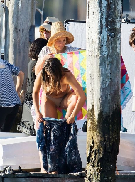Olympia Valance photo 35